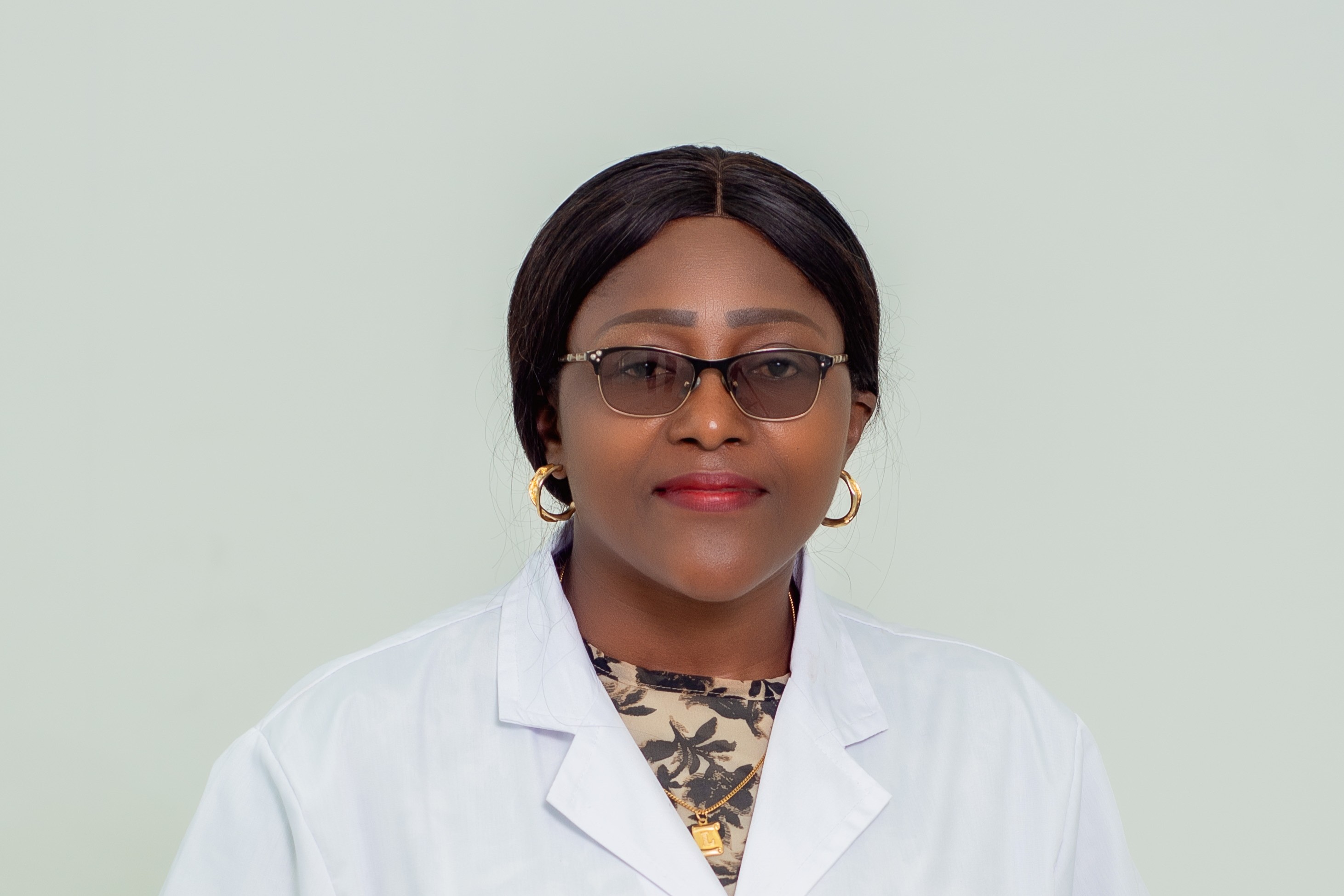 Dr. LUSE LOSA Jeannine